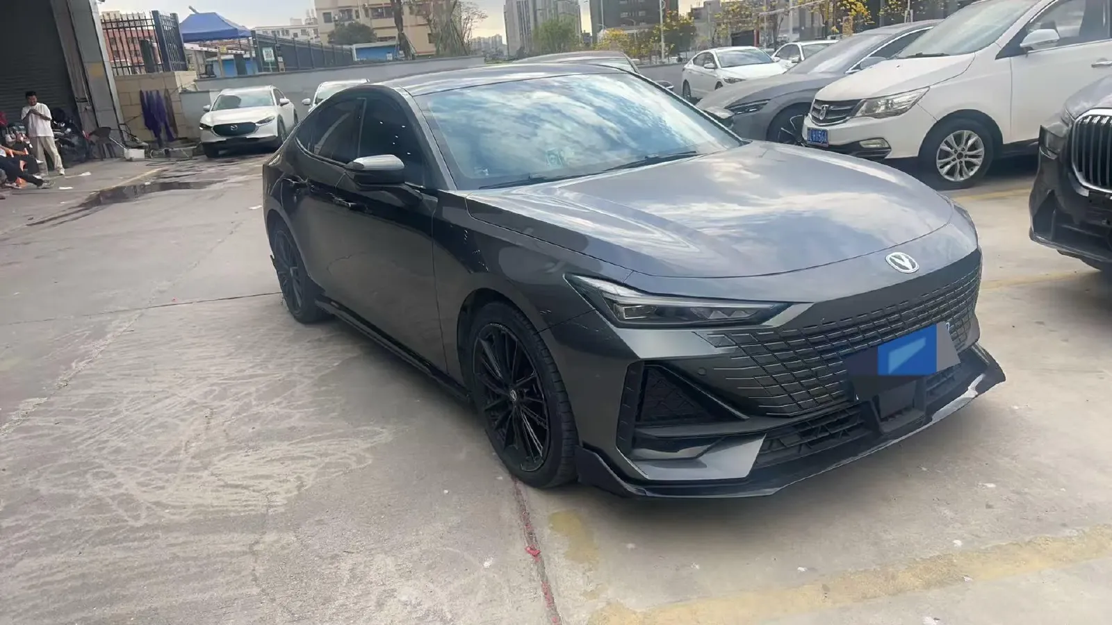 2023 ChangAn UNI-V 1.5T 188HP L4 7DCT,autocango,china used car exporter,china ev exporter,chinese used car exporter,chinese used ev exporter