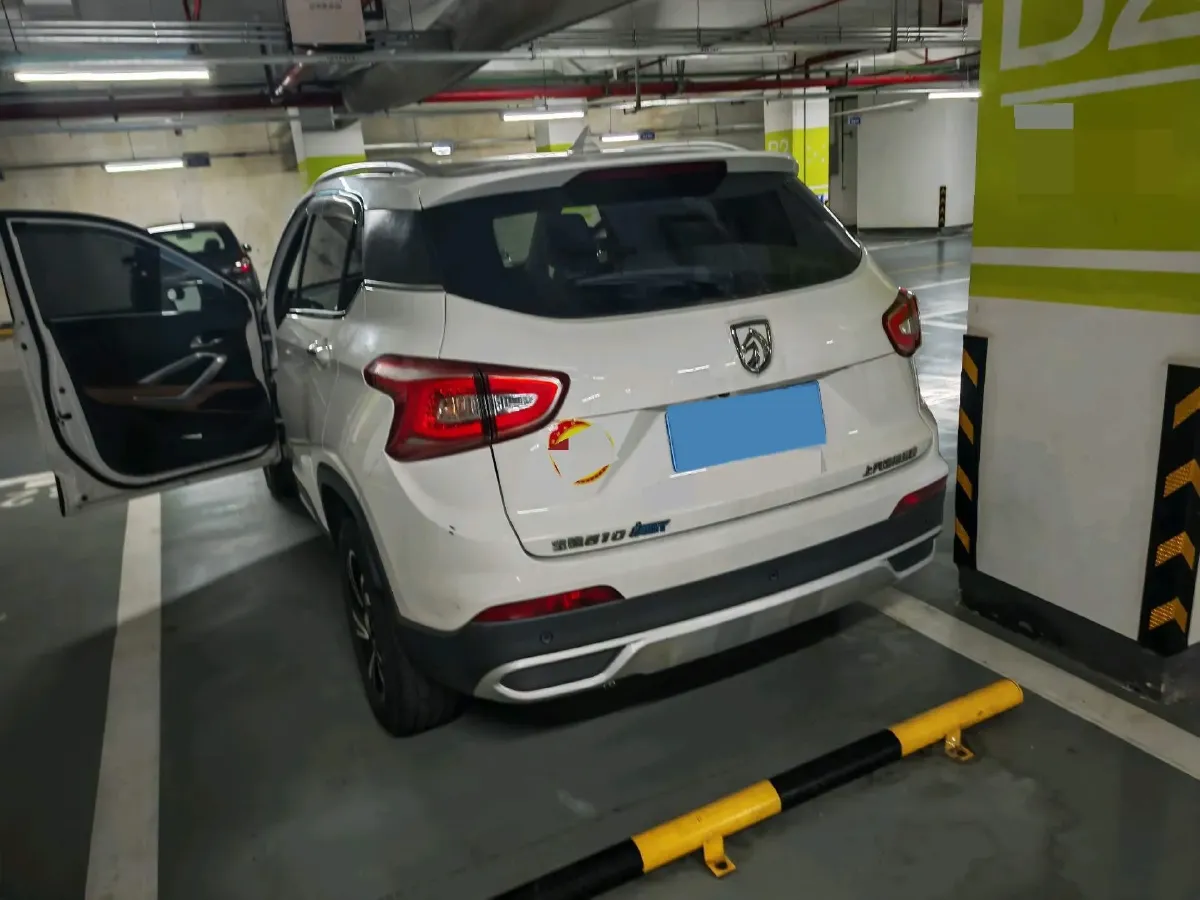 2017 HaiMa S5 Young Edition 1.6L 122HP L4 5MT,autocango,china used car exporter,china ev exporter,chinese used car exporter,chinese used ev exporter