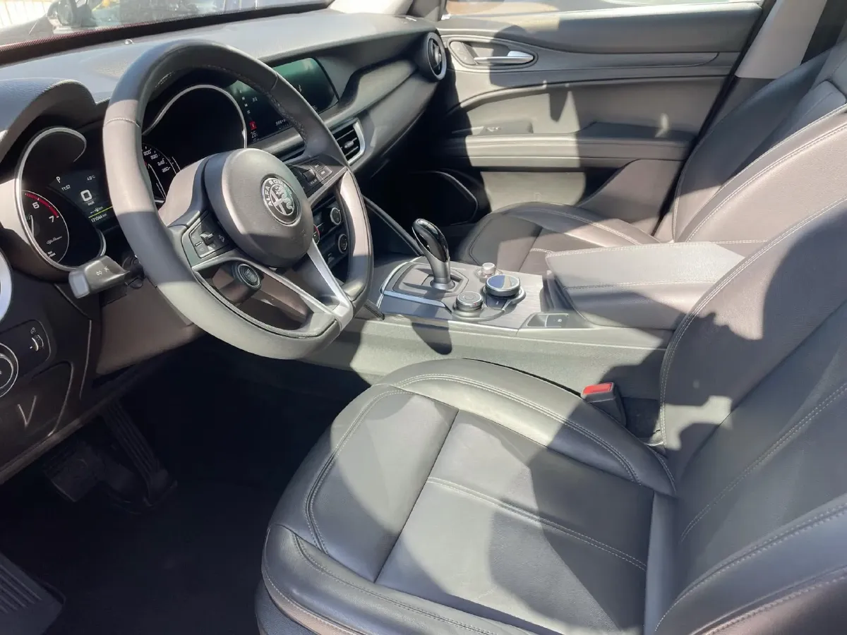 2017 Lexus NX 2.0T 238HP L4 6AT,autocango,china used car exporter,china ev exporter,chinese used car exporter,chinese used ev exporter