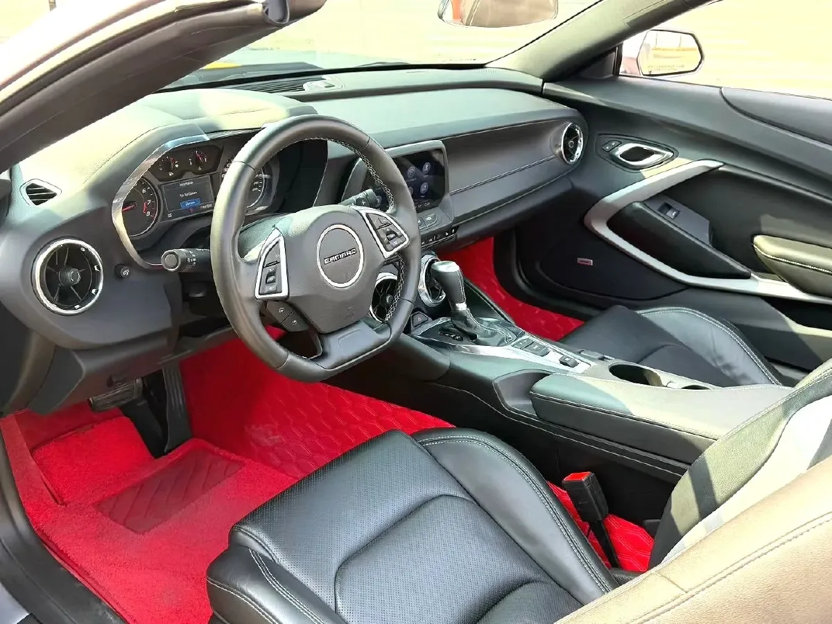 2017 Chevrolet Camaro 2.0T 275HP L4 8AT,autocango,china used car exporter,china ev exporter,chinese used car exporter,chinese used ev exporter