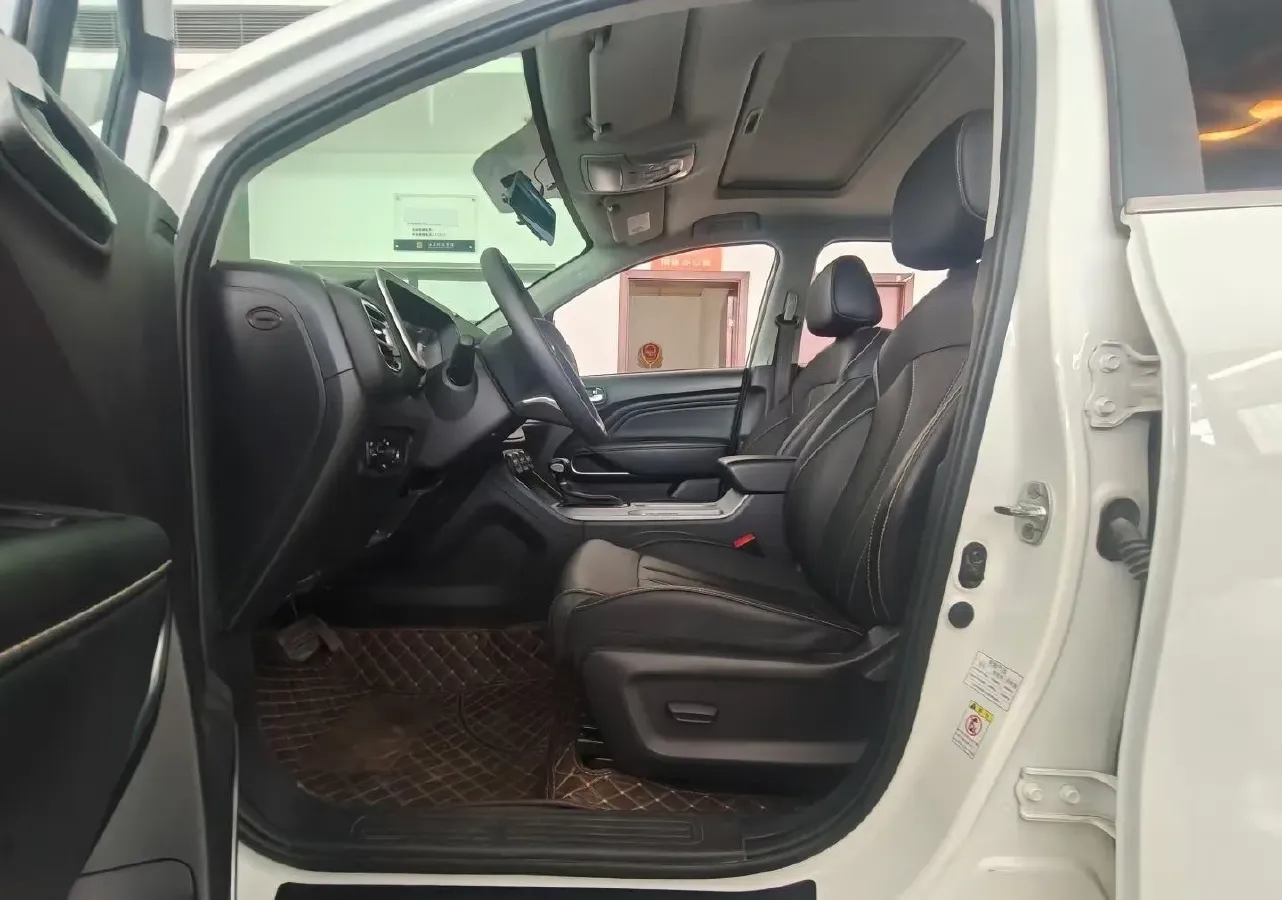 2022 GAC Trumpchi GS3 1.5T 169HP L4 6AT,autocango,china used car exporter,china ev exporter,chinese used car exporter,chinese used ev exporter