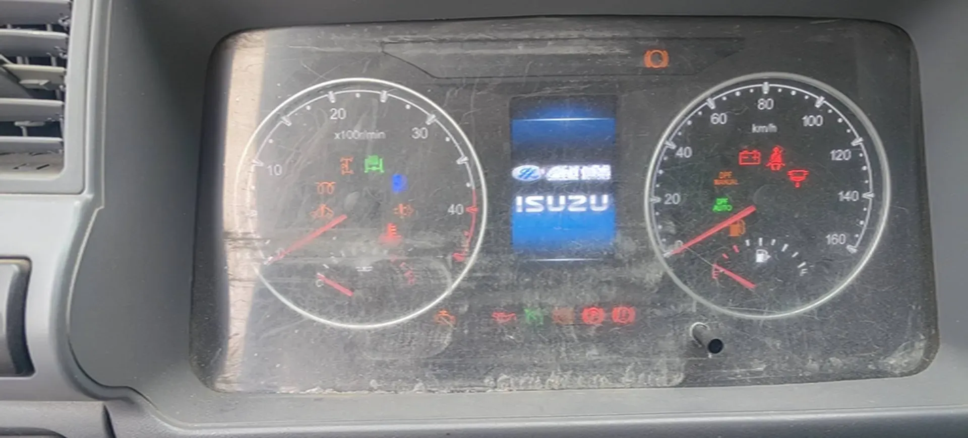 2025 Isuzu Light Truck 5MT,autocango,china used car exporter,china ev exporter,chinese used car exporter,chinese used ev exporter