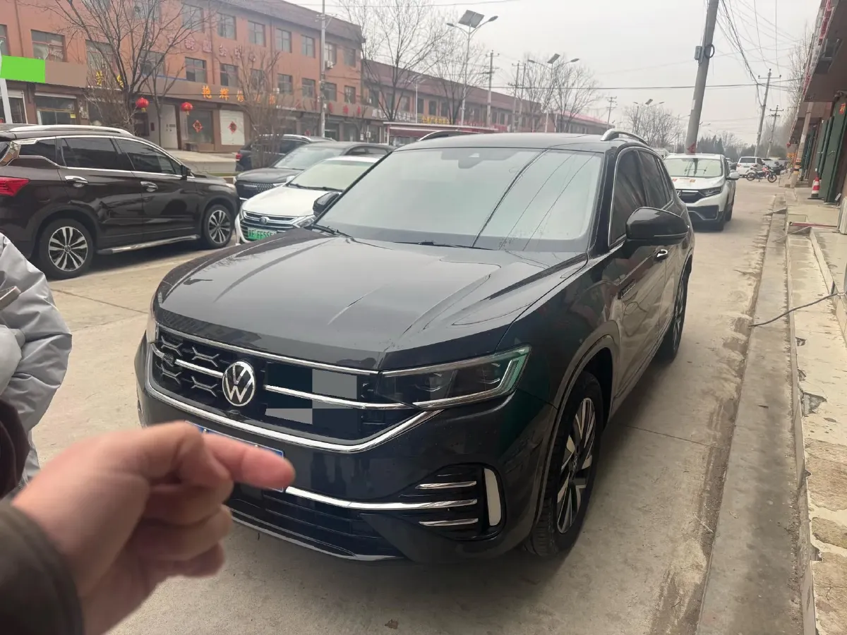 2023 Volkswagen Tayron 2.0T 186HP L4 7DCT,autocango,china used car exporter,china ev exporter,chinese used car exporter,chinese used ev exporter