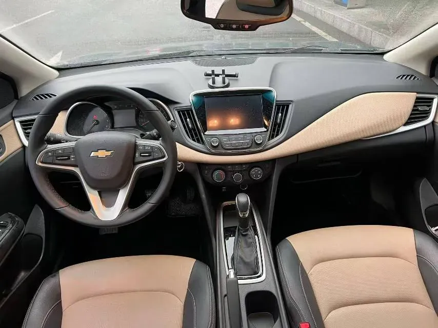 2020 Chevrolet Monza 1.5L 113HP L4 6AT,autocango,china used car exporter,china ev exporter,chinese used car exporter,chinese used ev exporter