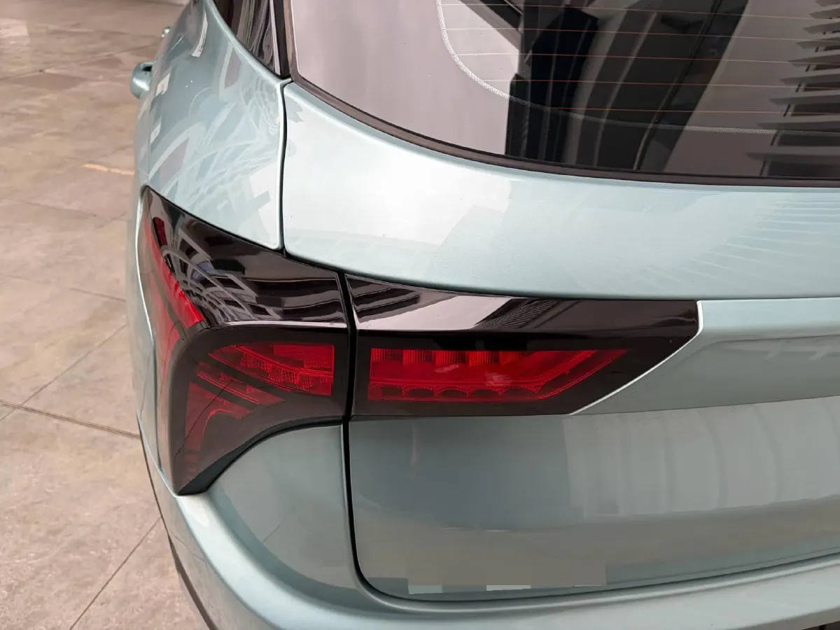 2022 ChangAn Oshan X7 Plus 1.5T 188HP L4 7DCT,autocango,china used car exporter,china ev exporter,chinese used car exporter,chinese used ev exporter