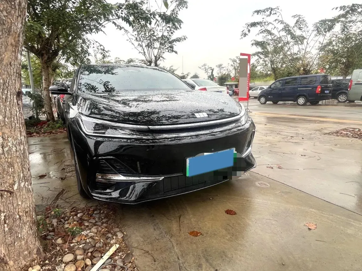 2025 Geely Galaxy A7 1.5L 112HP L4 1DHT PHEV,autocango,china used car exporter,china ev exporter,chinese used car exporter,chinese used ev exporter