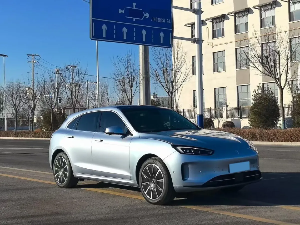 2022 Infiniti Q50L 2.0T 211HP L4 7AT,autocango,china used car exporter,china ev exporter,chinese used car exporter,chinese used ev exporter