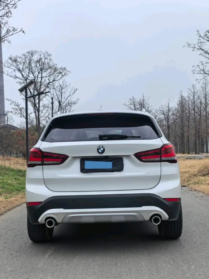 2021 BMW X1 1.5T 140HP L3 7DCT,autocango,china used car exporter,china ev exporter,chinese used car exporter,chinese used ev exporter