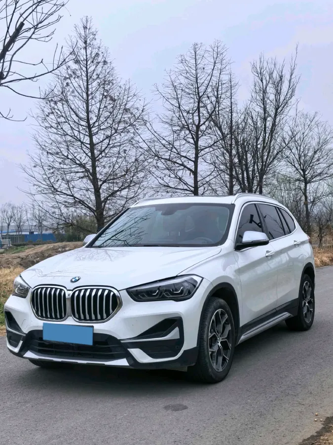 2021 BMW X1 1.5T 140HP L3 7DCT,autocango,china used car exporter,china ev exporter,chinese used car exporter,chinese used ev exporter