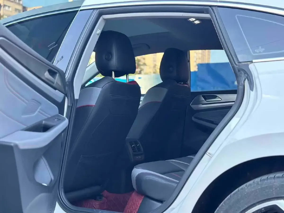 2022 Jetour DASHING i-DM 1.5T 156HP L4 3DHT PHEV 19.27KWH,autocango,china used car exporter,china ev exporter,chinese used car exporter,chinese used ev exporter