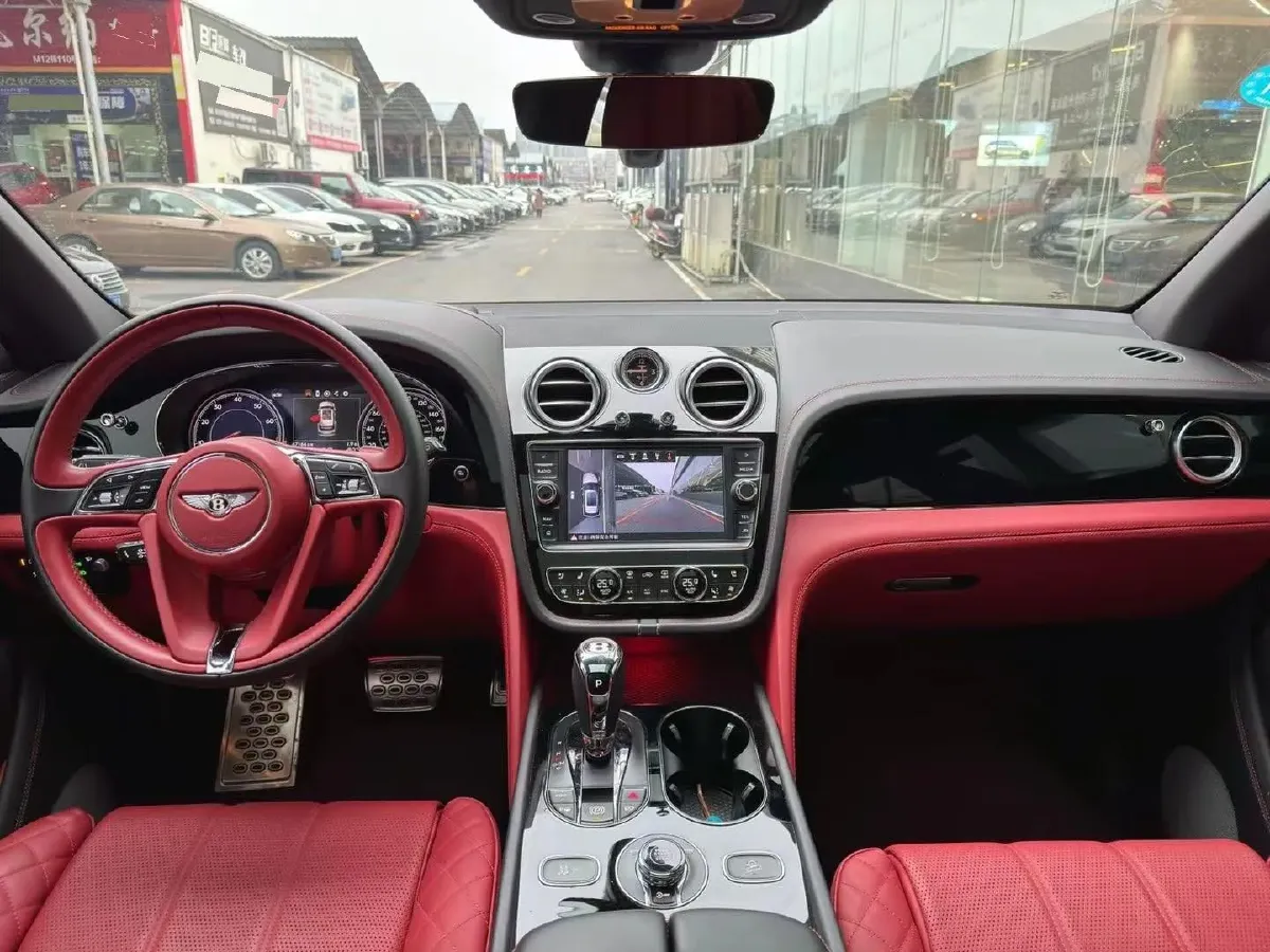 2018 Bentley Bentayga 4.0T 550HP V8 8AT,autocango,china used car exporter,china ev exporter,chinese used car exporter,chinese used ev exporter