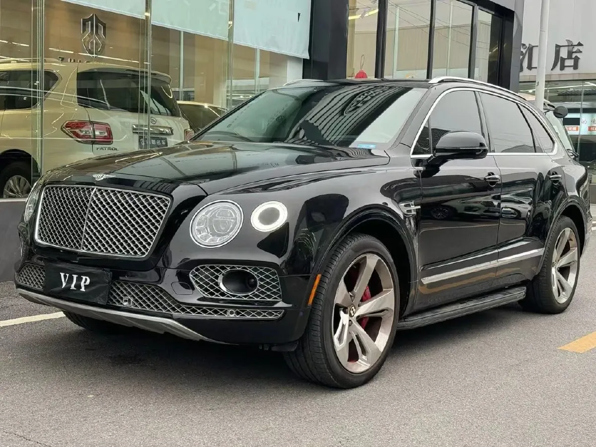 2018 Bentley Bentayga 4.0T 550HP V8 8AT,autocango,china used car exporter,china ev exporter,chinese used car exporter,chinese used ev exporter