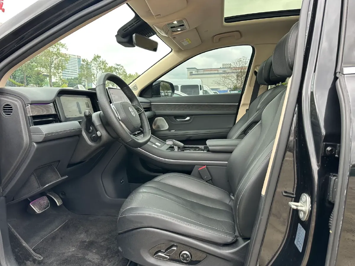 2022 Infiniti Q50L 2.0T 211HP L4 7AT,autocango,china used car exporter,china ev exporter,chinese used car exporter,chinese used ev exporter