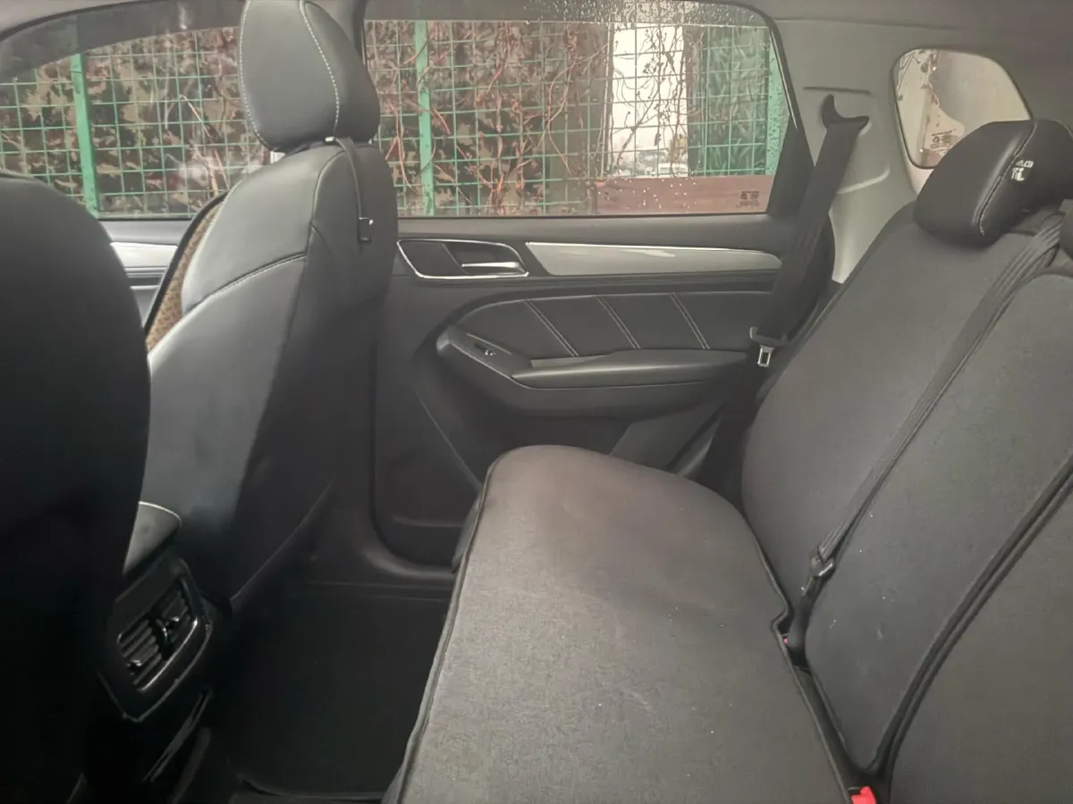 2018 Roewe RX5 1.5T 169HP L4 6MT,autocango,china used car exporter,china ev exporter,chinese used car exporter,chinese used ev exporter