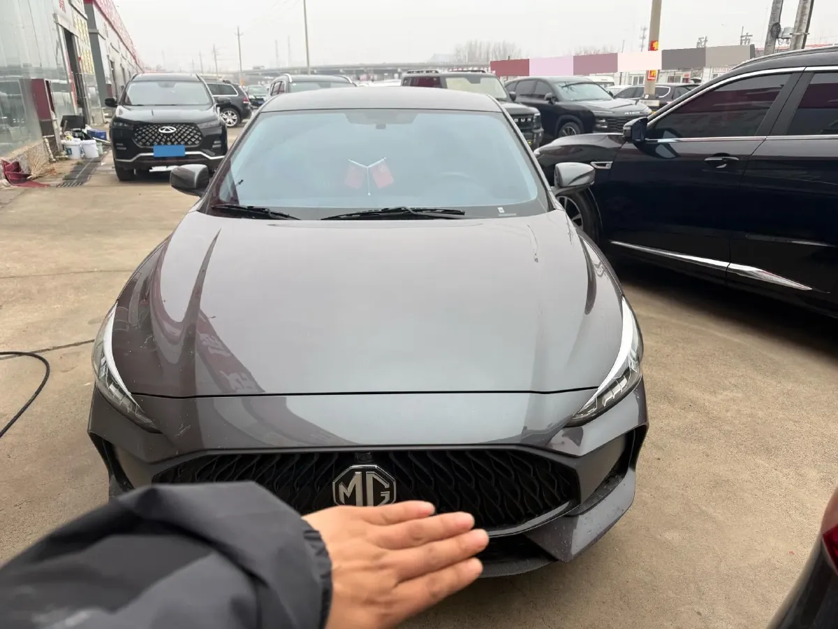 2023 MG 5 1.5L 129HP L4 5MT,autocango,china used car exporter,china ev exporter,chinese used car exporter,chinese used ev exporter