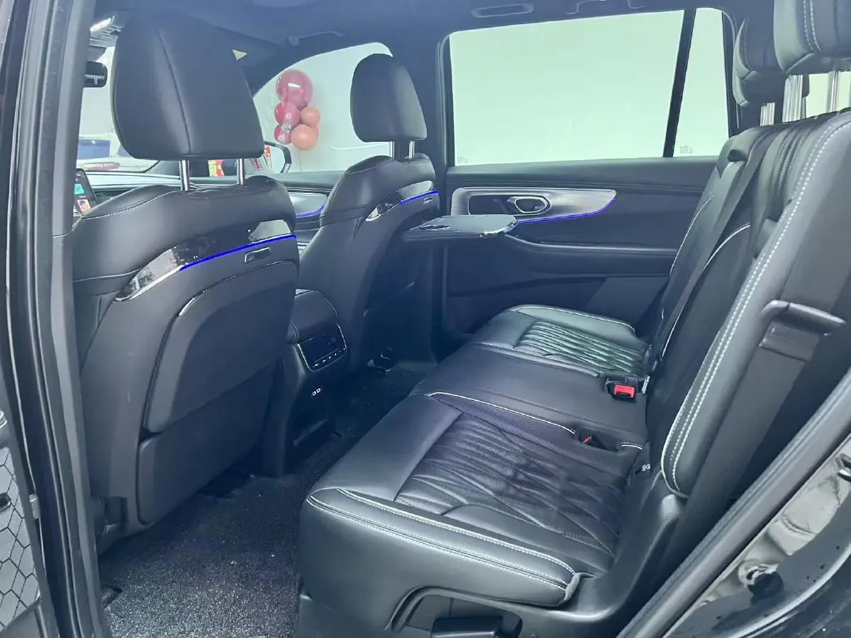 2022 GAC Trumpchi GS8 2.0T 252HP L4 8AT,autocango,china used car exporter,china ev exporter,chinese used car exporter,chinese used ev exporter