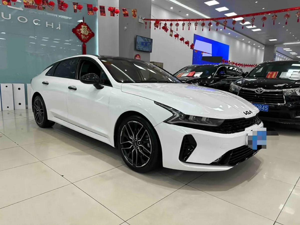 2021 Kia K5 2.0T 240HP L4 8AT,autocango,china used car exporter,china ev exporter,chinese used car exporter,chinese used ev exporter
