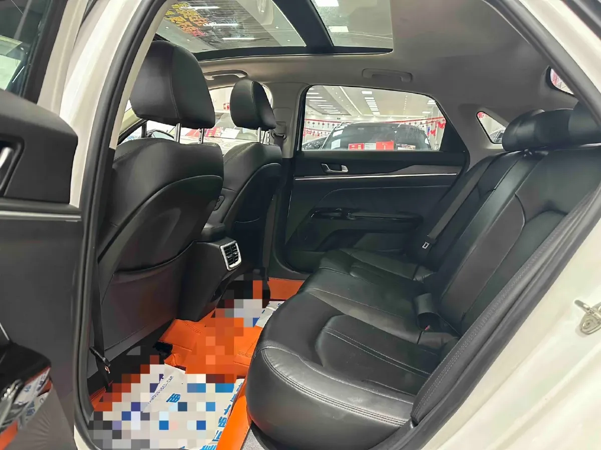 2021 Kia K5 2.0T 240HP L4 8AT,autocango,china used car exporter,china ev exporter,chinese used car exporter,chinese used ev exporter