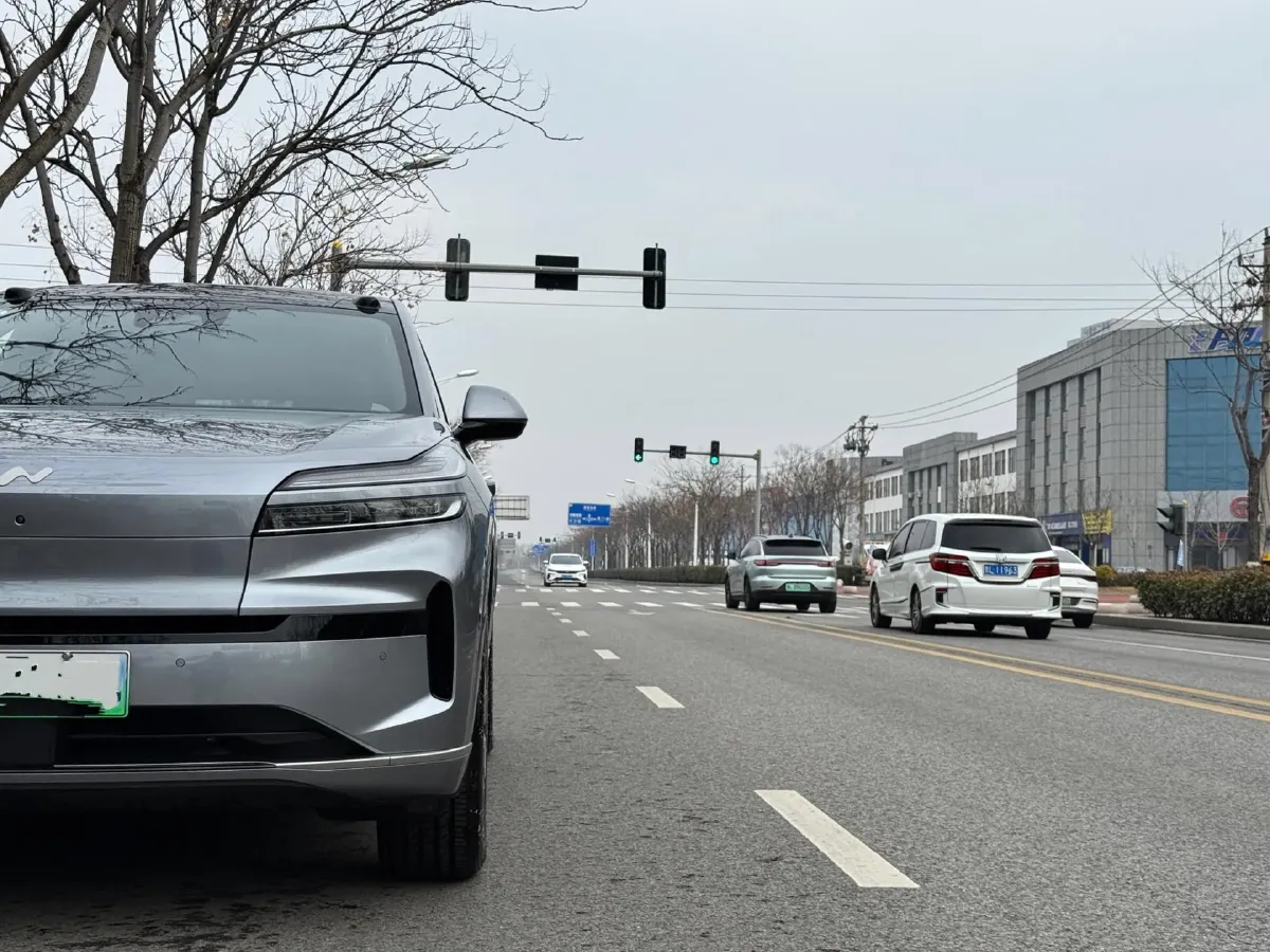 2025 ONVO L90 BEV,autocango,china used car exporter,china ev exporter,chinese used car exporter,chinese used ev exporter