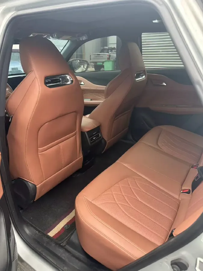 2024 ChangAn UNI-Z 1.5L 98HP L4 E-CVT PHEV 18.4KWH,autocango,china used car exporter,china ev exporter,chinese used car exporter,chinese used ev exporter