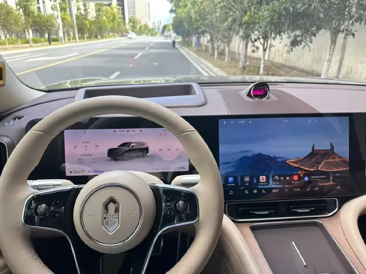 2024 AITO AITO M9 1.5T 152HP L4 REEV 42KWH,autocango,china used car exporter,china ev exporter,chinese used car exporter,chinese used ev exporter