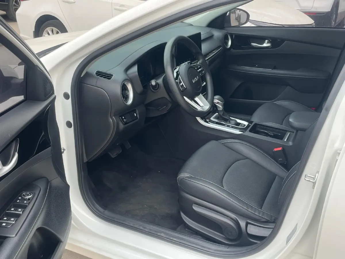 2021 Kia K3 1.5L 115HP L4 CVT,autocango,china used car exporter,china ev exporter,chinese used car exporter,chinese used ev exporter