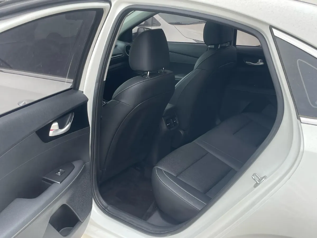 2021 Kia K3 1.5L 115HP L4 CVT,autocango,china used car exporter,china ev exporter,chinese used car exporter,chinese used ev exporter