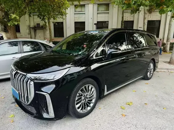 2024 Voyah Dream 1.5T 150HP L4 PHEV 43KWH,autocango,china used car exporter,china ev exporter,chinese used car exporter,chinese used ev exporter
