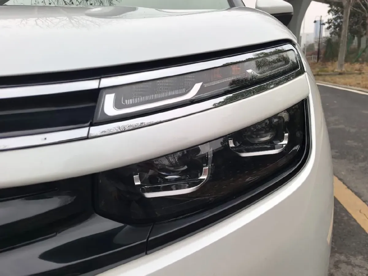 2021 Citroen C5 Aircross 1.6T 170HP L4 8AT,autocango,china used car exporter,china ev exporter,chinese used car exporter,chinese used ev exporter