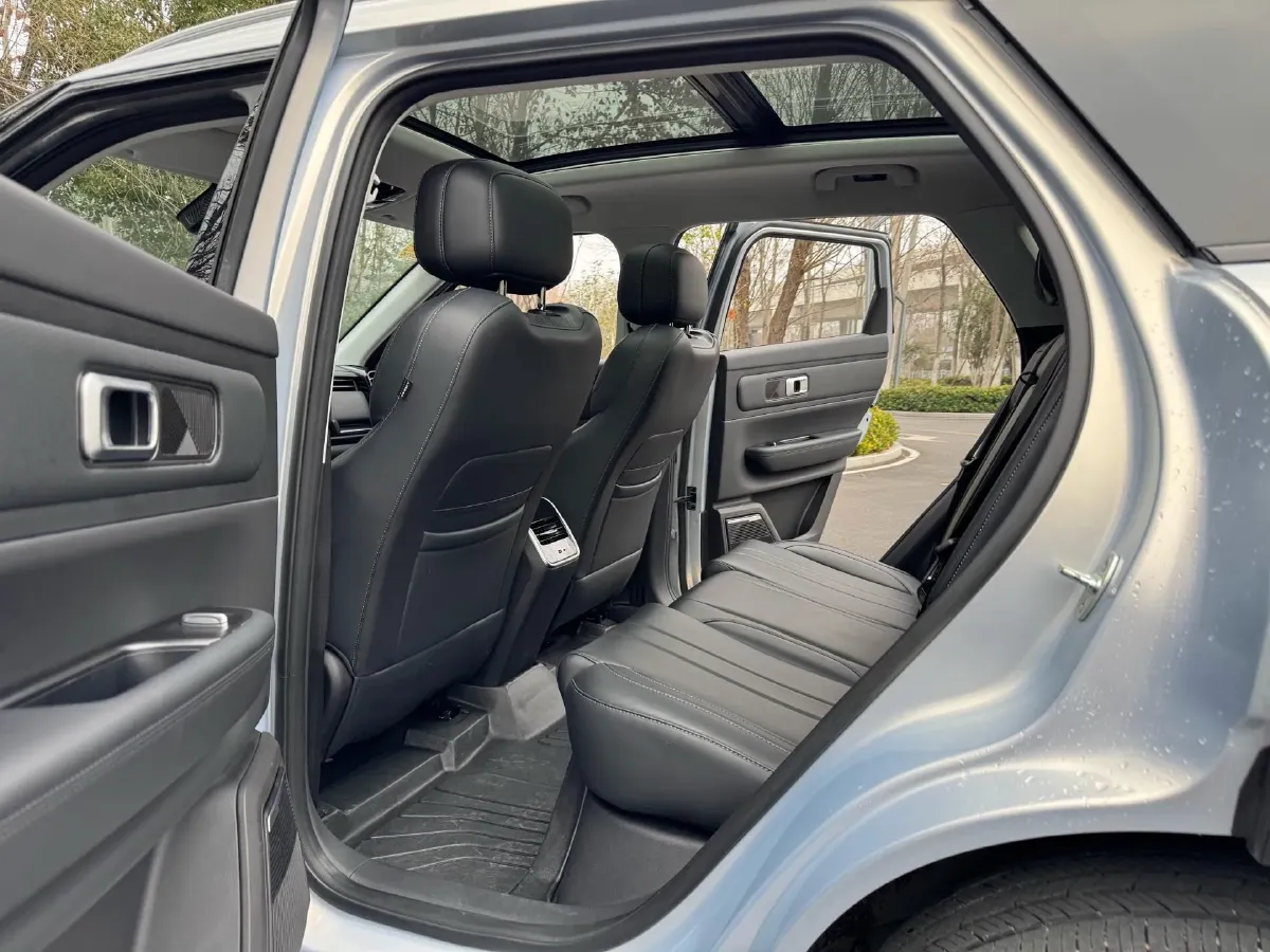 2024 Chery Exploration 06 C-DM 1.5T 156HP L4 DHT PHEV 18.3KWH,autocango,china used car exporter,china ev exporter,chinese used car exporter,chinese used ev exporter