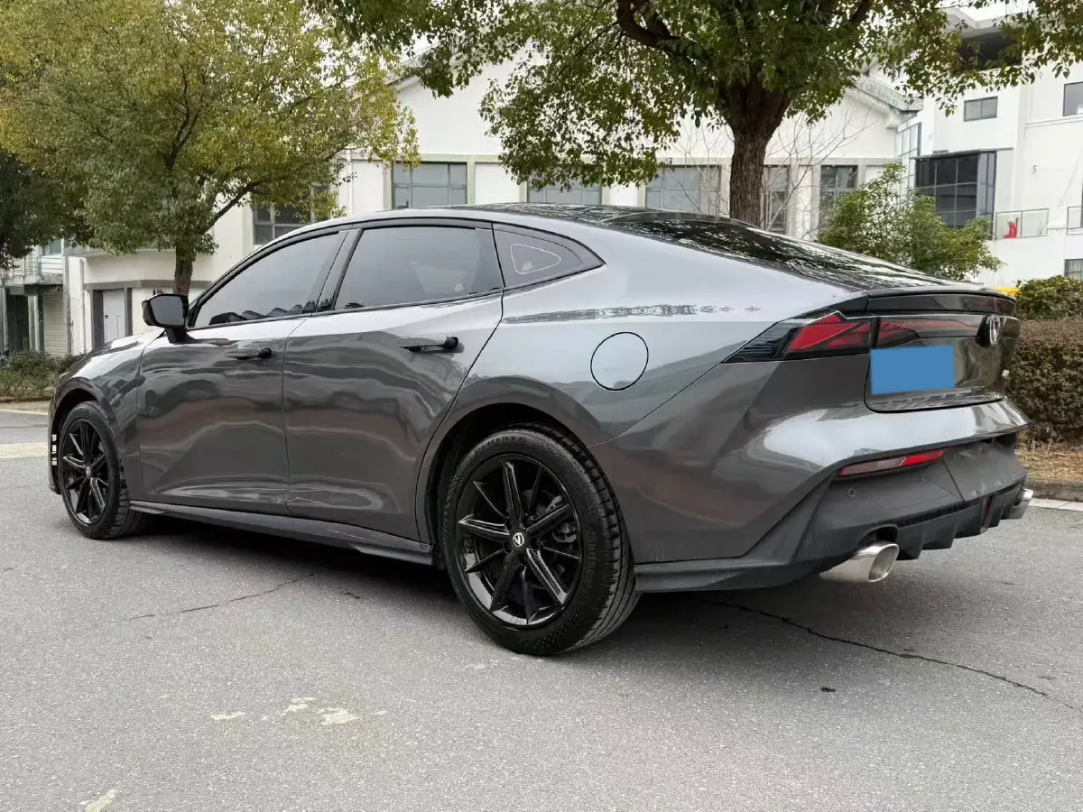 2023 ChangAn UNI-V 1.5T 188HP L4 7DCT,autocango,china used car exporter,china ev exporter,chinese used car exporter,chinese used ev exporter