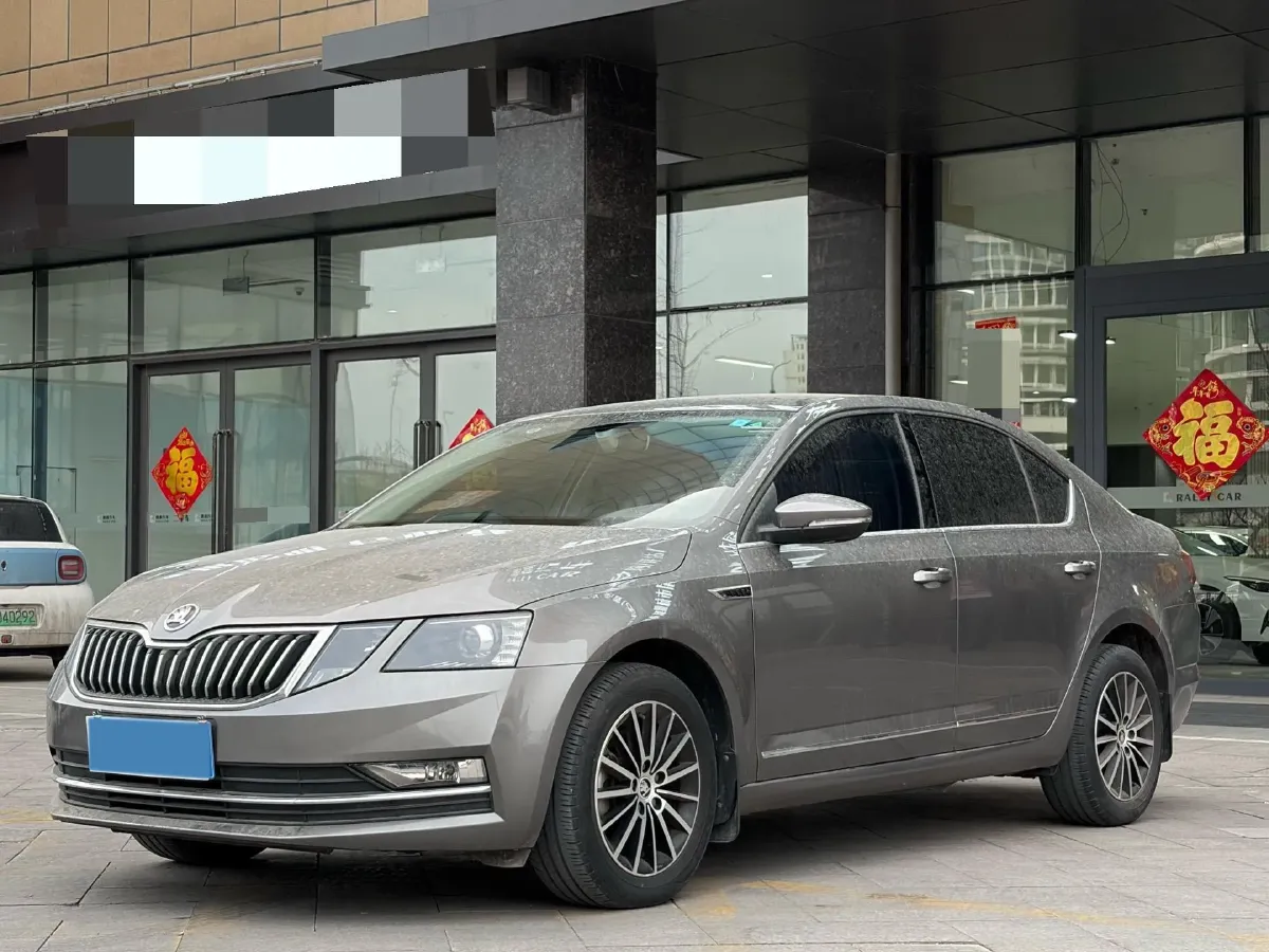 2018 Skoda Octavia 1.6L 110HP L4 6AT,autocango,china used car exporter,china ev exporter,chinese used car exporter,chinese used ev exporter