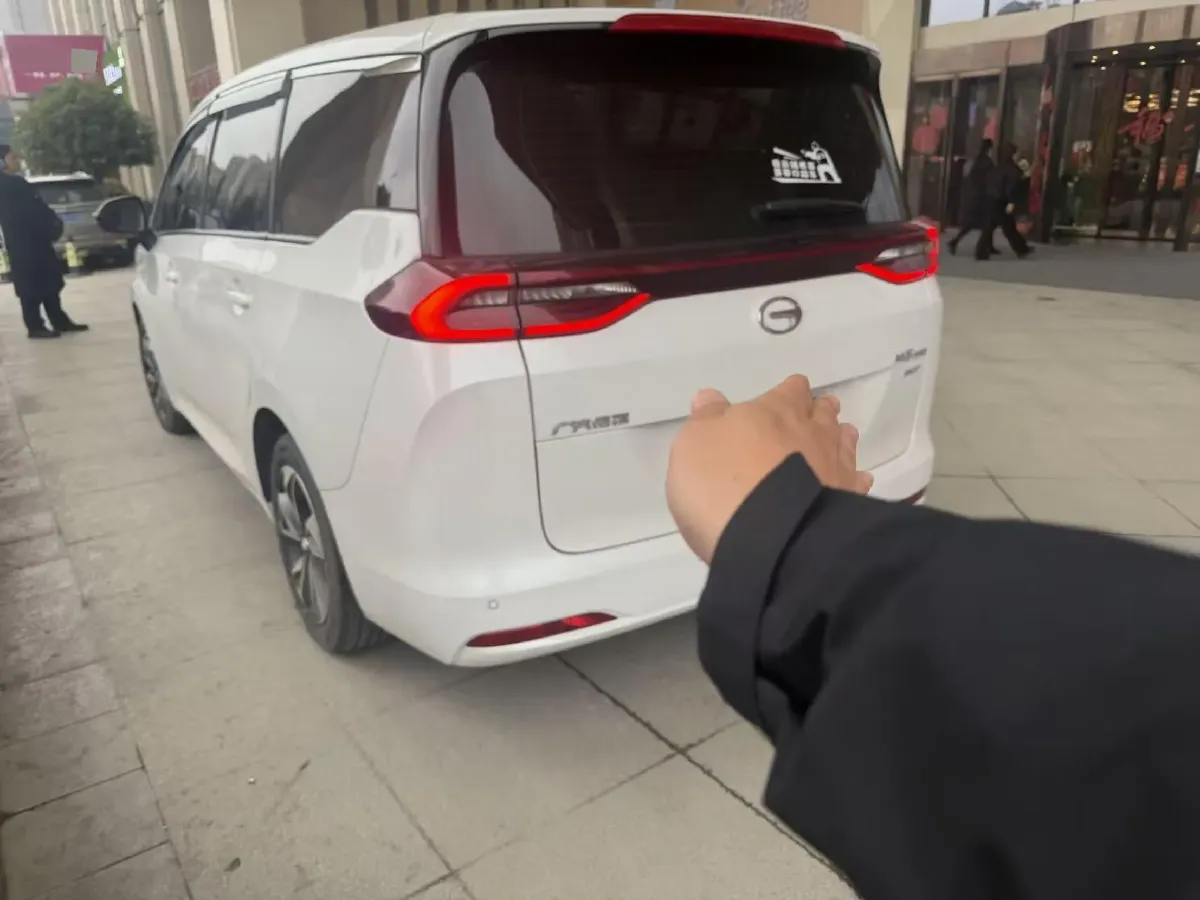 2023 GAC Trumpchi M6 1.5T 177HP L4 7DCT,autocango,china used car exporter,china ev exporter,chinese used car exporter,chinese used ev exporter