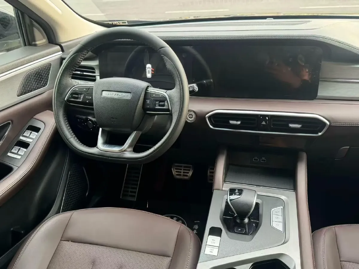 2023 Jetour X90 Plus 1.6T 197HP L4 7DCT,autocango,china used car exporter,china ev exporter,chinese used car exporter,chinese used ev exporter