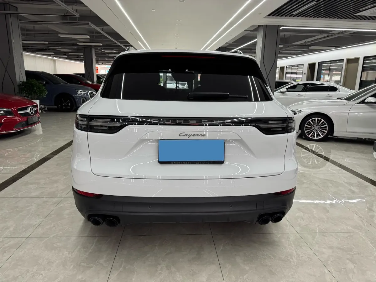 2023 Porsche Cayenne 3.0T 340HP V6 8AT,autocango,china used car exporter,china ev exporter,chinese used car exporter,chinese used ev exporter