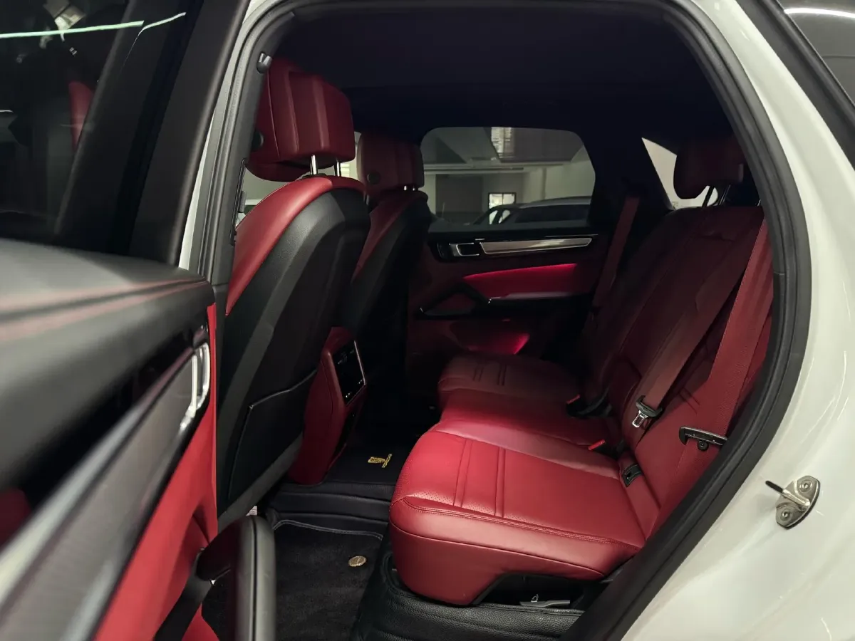 2023 Porsche Cayenne 3.0T 340HP V6 8AT,autocango,china used car exporter,china ev exporter,chinese used car exporter,chinese used ev exporter