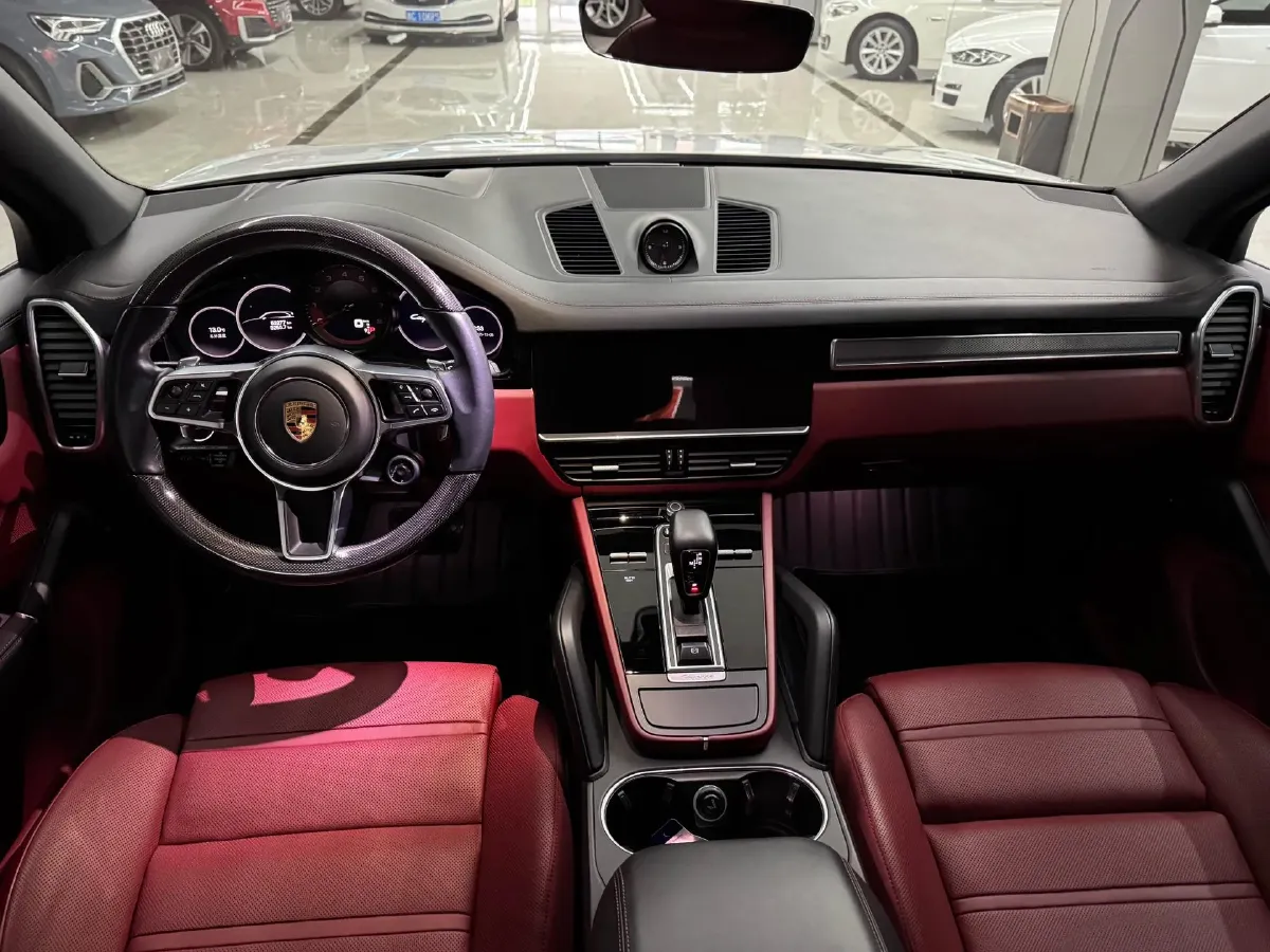 2023 Porsche Cayenne 3.0T 340HP V6 8AT,autocango,china used car exporter,china ev exporter,chinese used car exporter,chinese used ev exporter