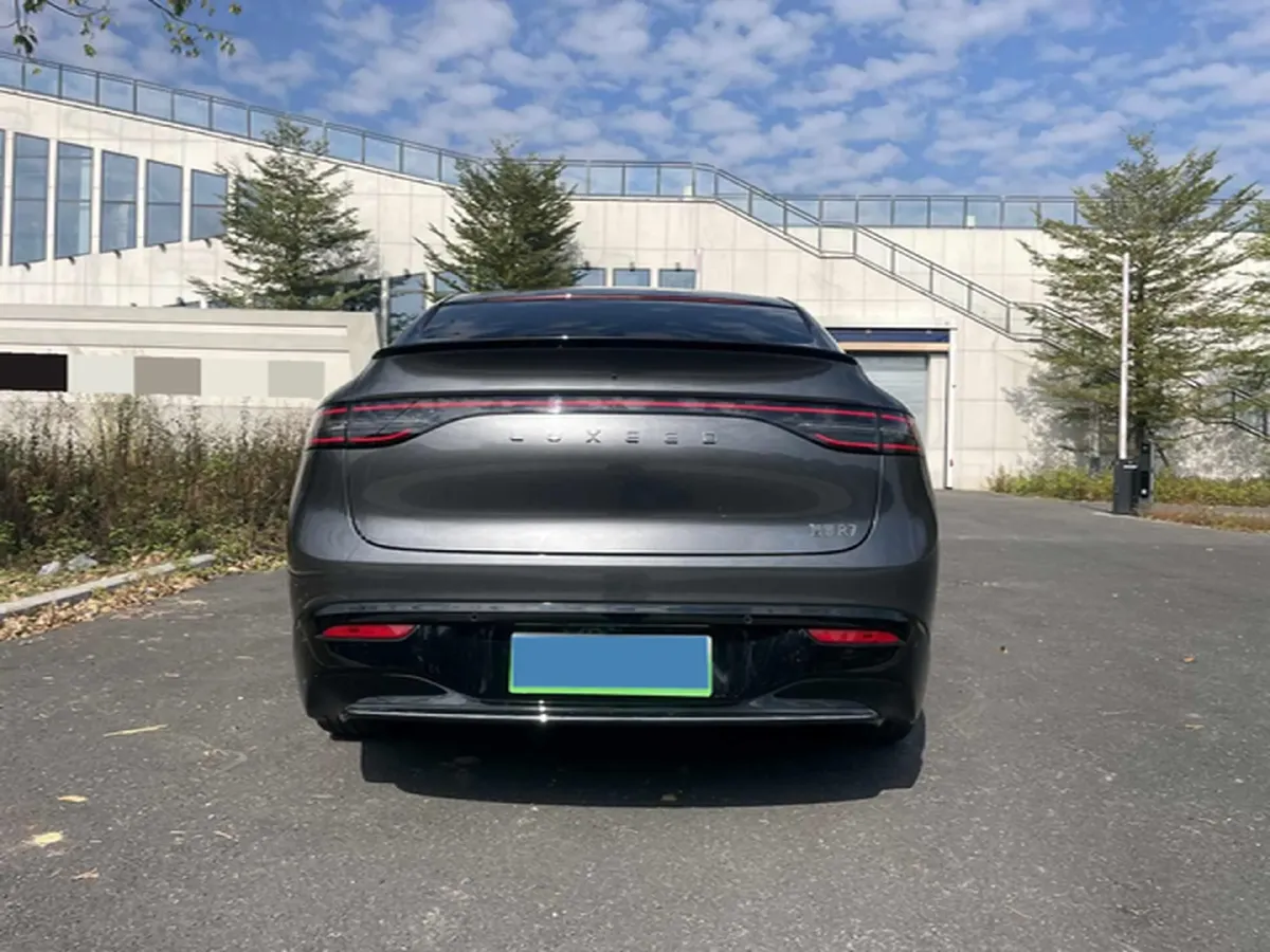 2025 Luxeed R7 REEV 156HP REEV 37KWH,autocango,china used car exporter,china ev exporter,chinese used car exporter,chinese used ev exporter