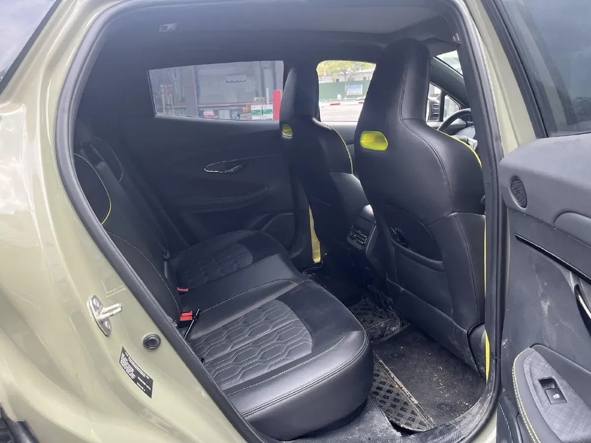 2022 ChangAn UNI-T 1.5T 188HP L4 7DCT,autocango,china used car exporter,china ev exporter,chinese used car exporter,chinese used ev exporter