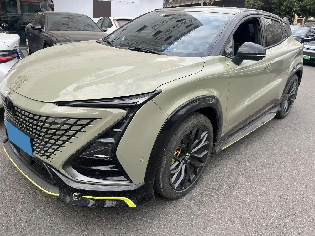 2022 ChangAn UNI-T 1.5T 188HP L4 7DCT,autocango,china used car exporter,china ev exporter,chinese used car exporter,chinese used ev exporter