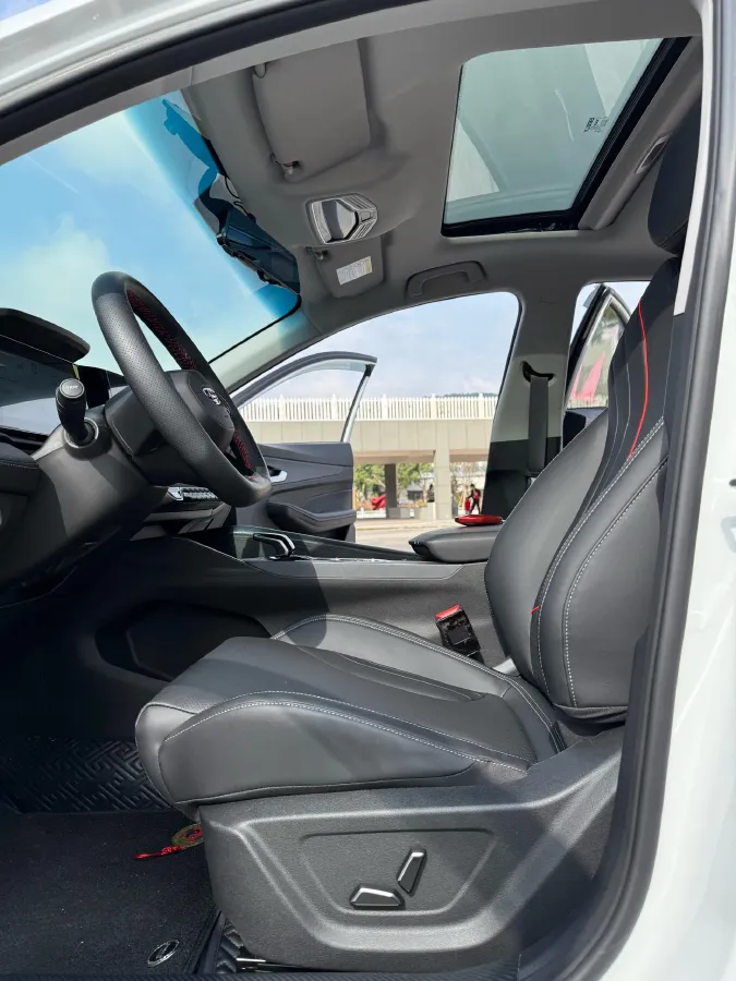 2024 Geely Binray 1.5T 181HP L4 7DCT,autocango,china used car exporter,china ev exporter,chinese used car exporter,chinese used ev exporter