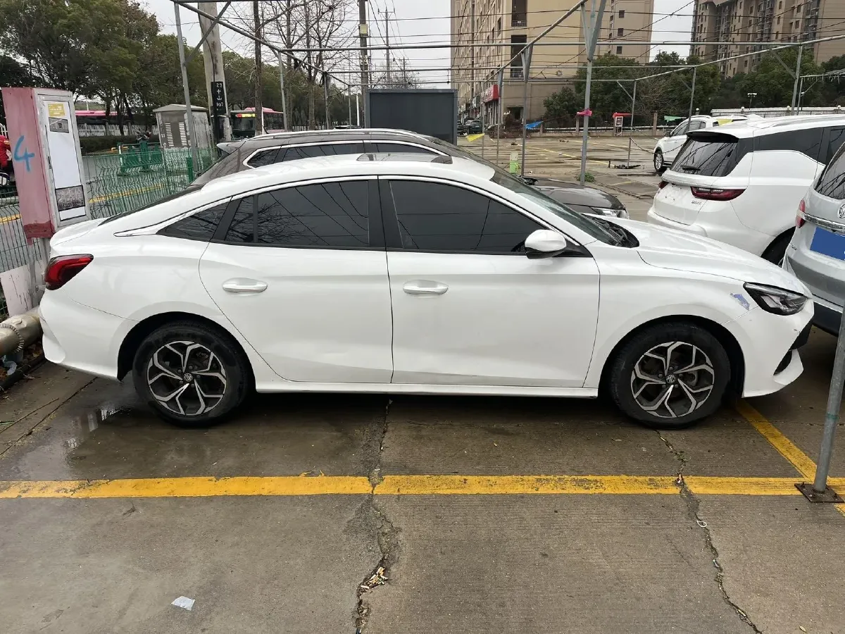 2021 MG 5 1.5L 120HP L4 CVT,autocango,china used car exporter,china ev exporter,chinese used car exporter,chinese used ev exporter