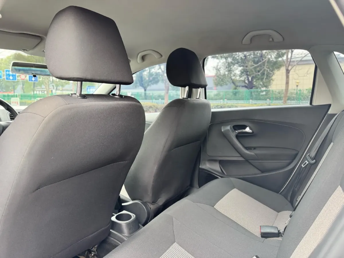 2016 Volkswagen Polo 1.4L 90HP L4 6AT,autocango,china used car exporter,china ev exporter,chinese used car exporter,chinese used ev exporter