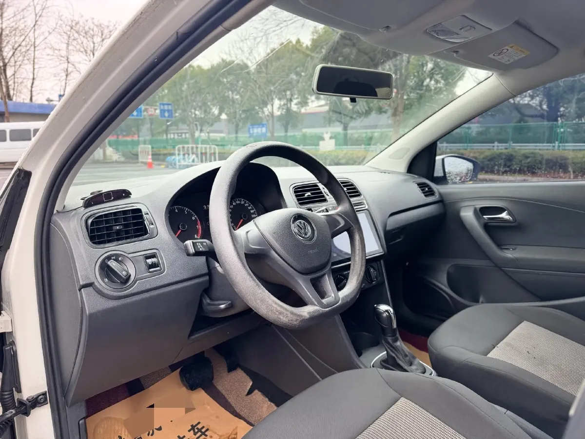 2016 Volkswagen Polo 1.4L 90HP L4 6AT,autocango,china used car exporter,china ev exporter,chinese used car exporter,chinese used ev exporter