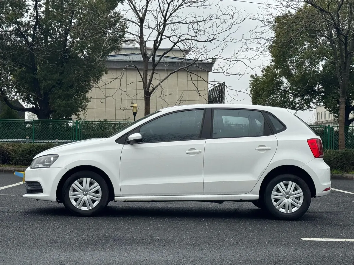 2016 Volkswagen Polo 1.4L 90HP L4 6AT,autocango,china used car exporter,china ev exporter,chinese used car exporter,chinese used ev exporter