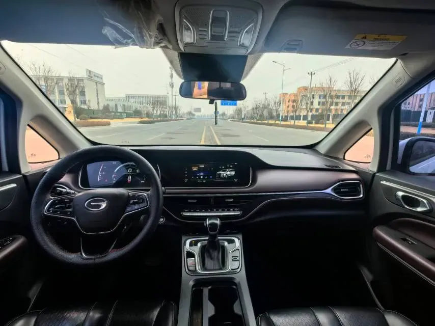 2021 GAC Trumpchi M6 1.5T 169HP L4 7DCT,autocango,china used car exporter,china ev exporter,chinese used car exporter,chinese used ev exporter