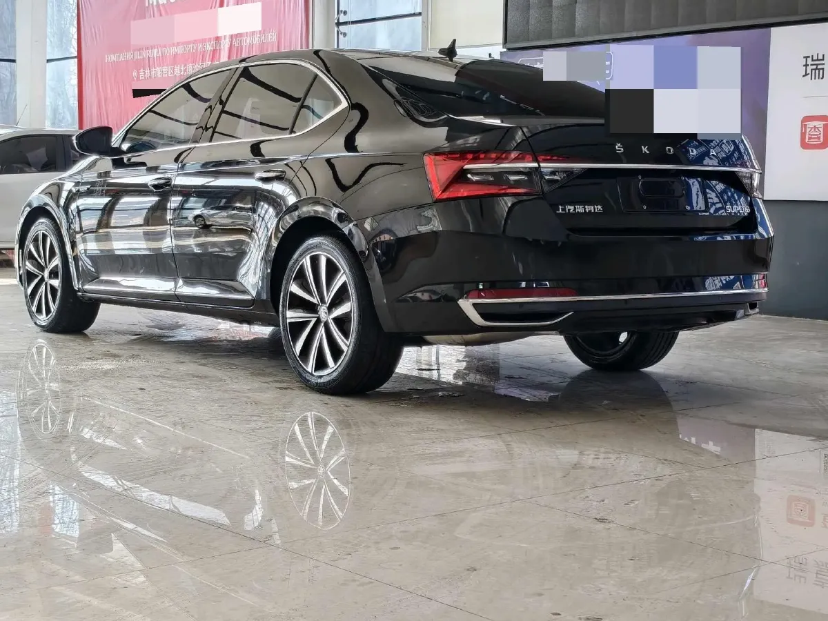 2023 Skoda Superb 1.4T 150HP L4 7DCT,autocango,china used car exporter,china ev exporter,chinese used car exporter,chinese used ev exporter