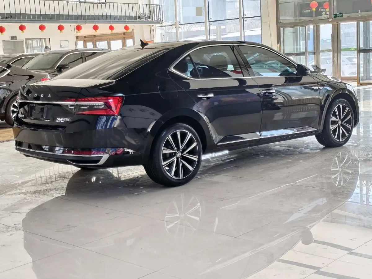 2023 Skoda Superb 1.4T 150HP L4 7DCT,autocango,china used car exporter,china ev exporter,chinese used car exporter,chinese used ev exporter