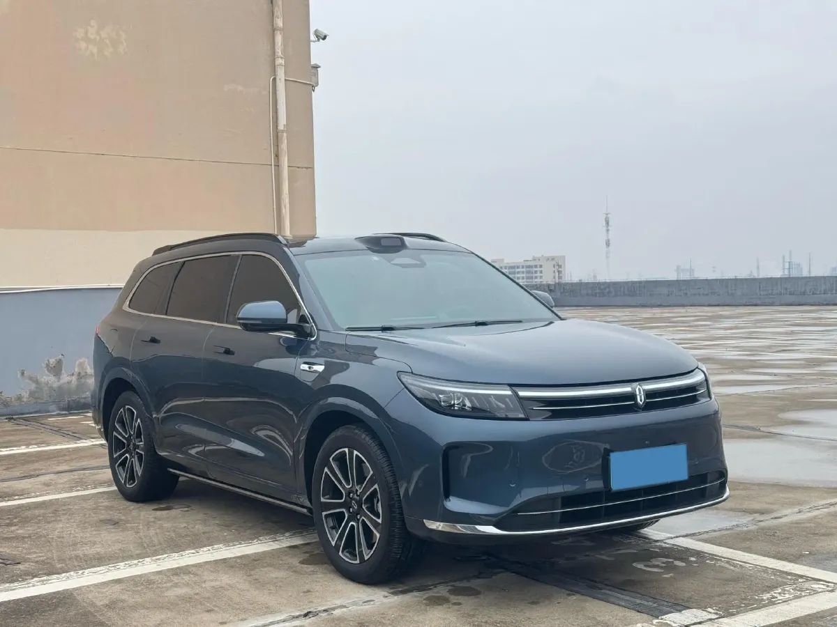 2024 AITO AITO M7 1.5T 152HP L4 REEV 42KWH,autocango,china used car exporter,china ev exporter,chinese used car exporter,chinese used ev exporter