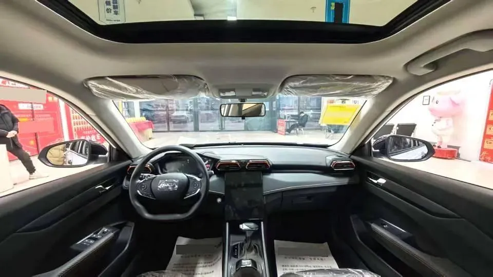 2024 DongFeng Aeolus YiXuan GS 1.5L 125HP L4 6DCT,autocango,china used car exporter,china ev exporter,chinese used car exporter,chinese used ev exporter